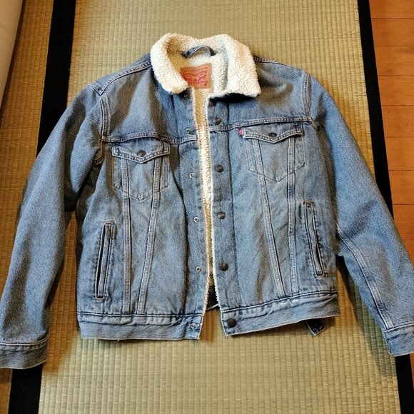 Vintage Levi's Sherpa Lined Denim Jacket - Picture 1 of 5
